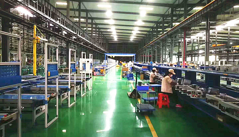 >上下同欲，沖鋒一線！